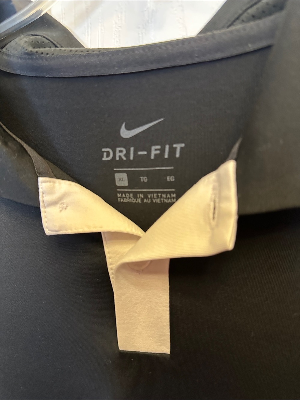 Nike Men’s Black Polo with White Trim Poly Spandex Blend comfort - Picture 5 of 8